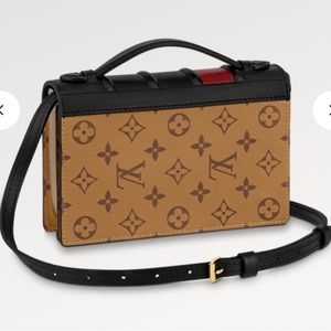 Louis Vuitton Book chain wallet clutch bag